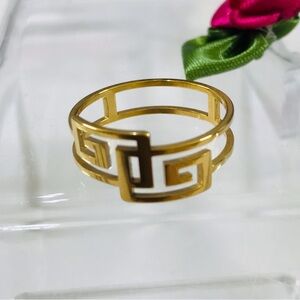 Elegant Gold Geometric Ring Stainless Steel Sz 10